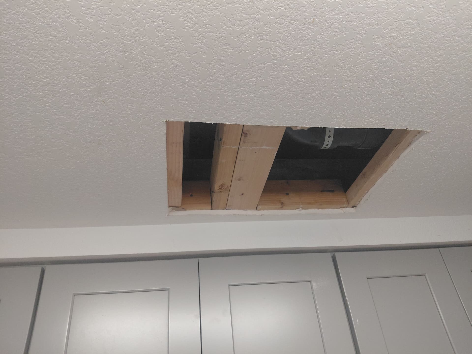 Gallery photos for Drywall Patch Repair Done Right - Wall and Ceiling Cut-Outs Closed Up Clean: Image #3