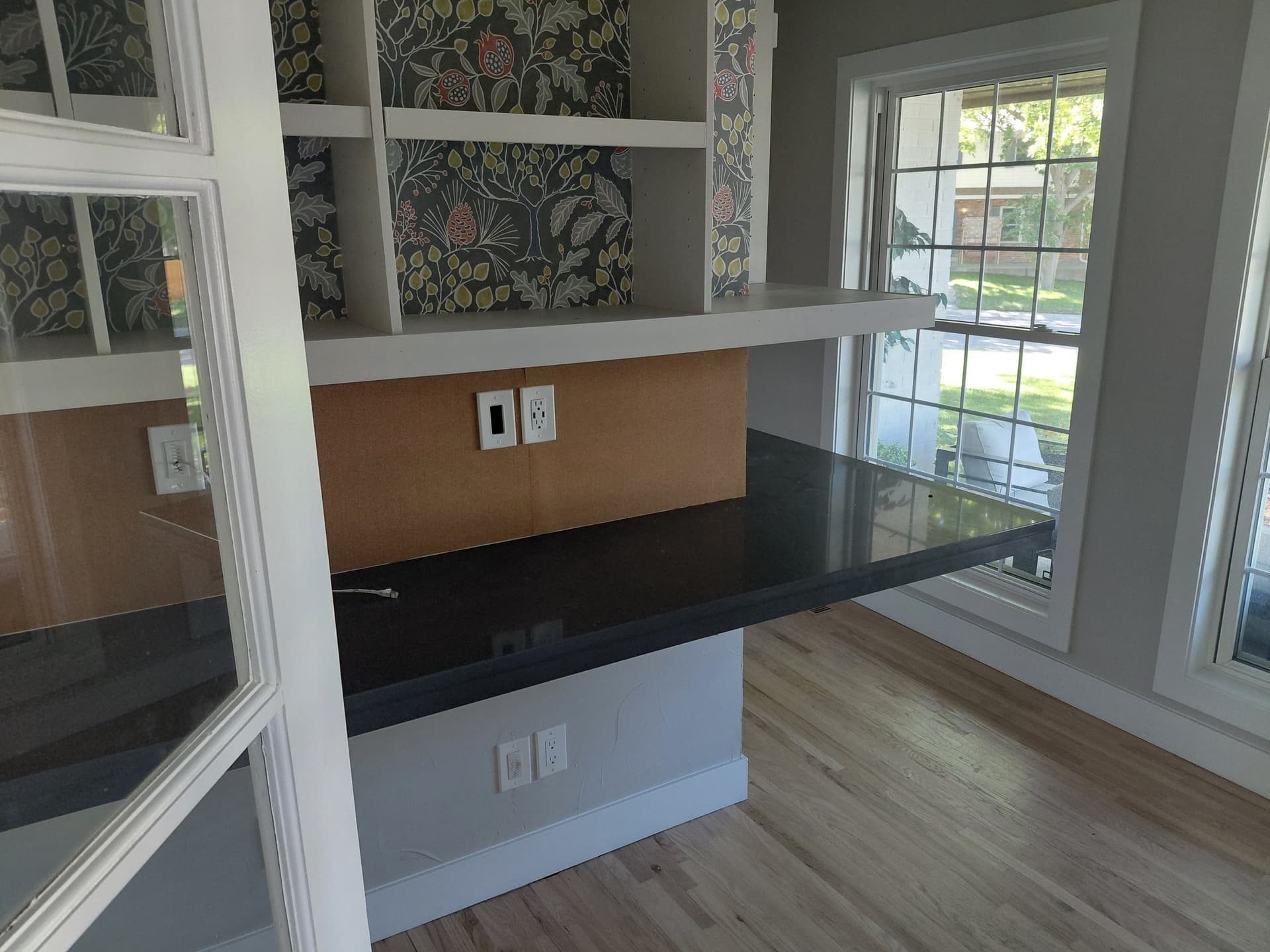 Gallery photos for Turning an Awkward Study Into a Real Working Office: Image #1