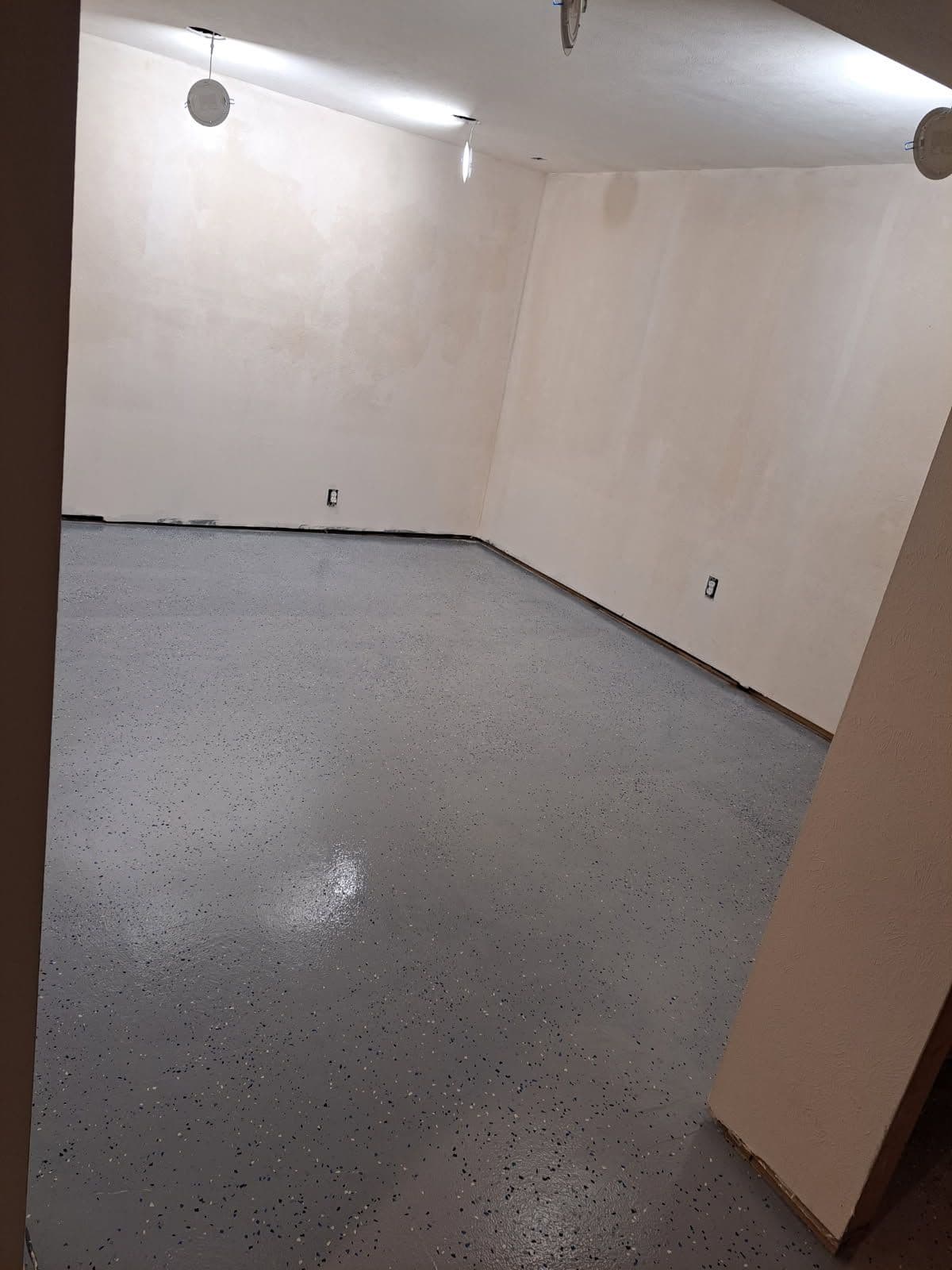 Gallery photos for Modern Epoxy Flooring Makeover: Image #1